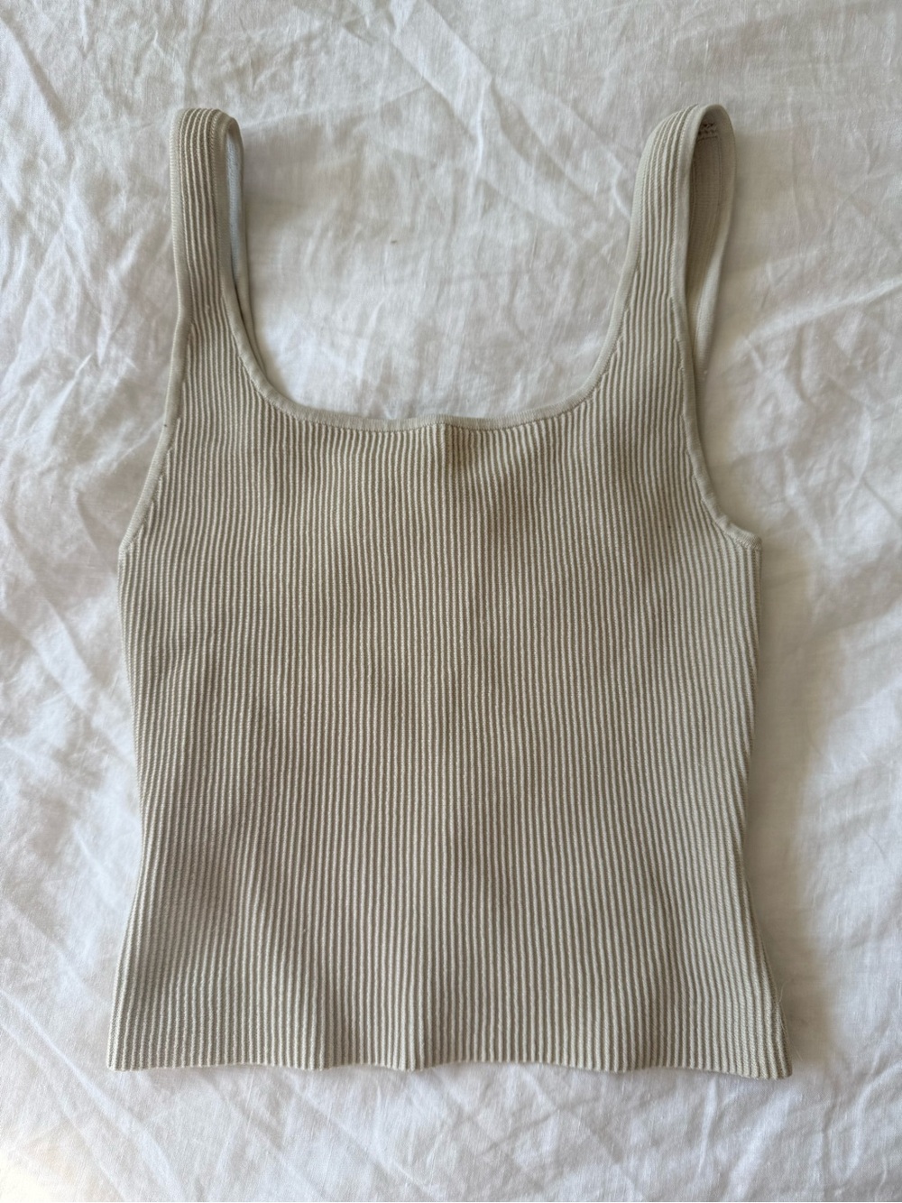 Babaton - sculpt knit Square-Neck